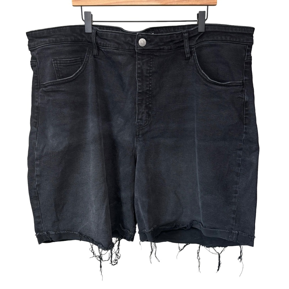 Ava & Viv Faded Black Relaxed High Rise Frayed Jean Shorts - Size 24 - 26 / 90s